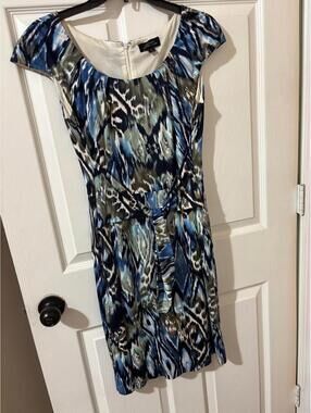 Tahari Arthur S. Levine Women's Blue Patterned Dress Size 6 abstract whimsy